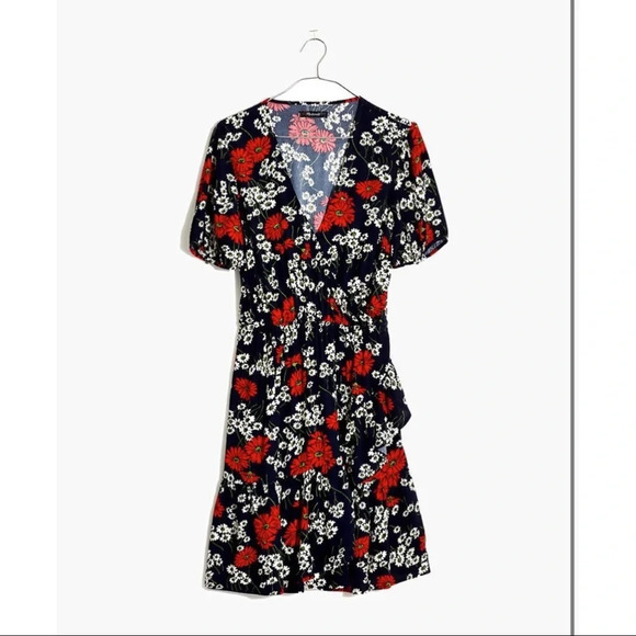 NWT Madewell Ruffle-Wrap Dress in Hillside Daisies - Picture 10 of 10